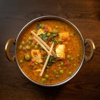 Tofu Green Peas Curry * (V, GF)